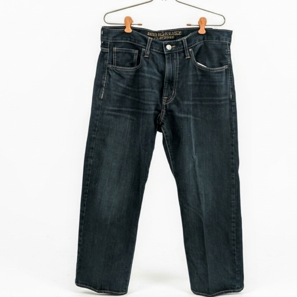 American Eagle Outfitters Men's Relaxed Jeans in Dark Blue
